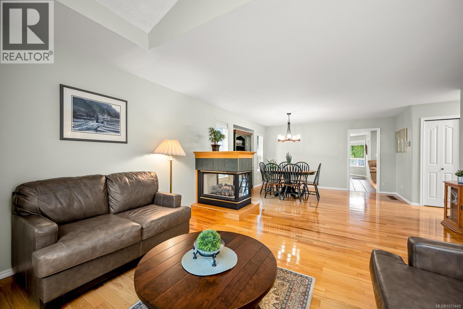 1741 Swan Cres, Courtenay