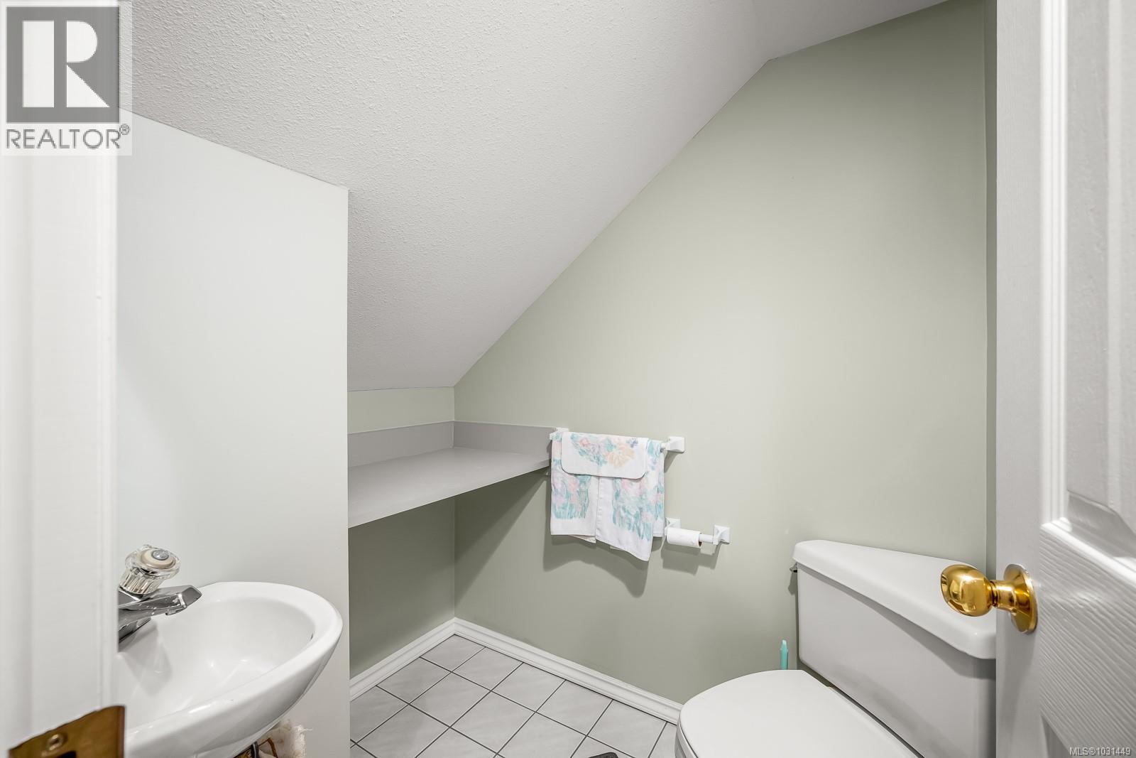 1741 Swan Cres, Courtenay