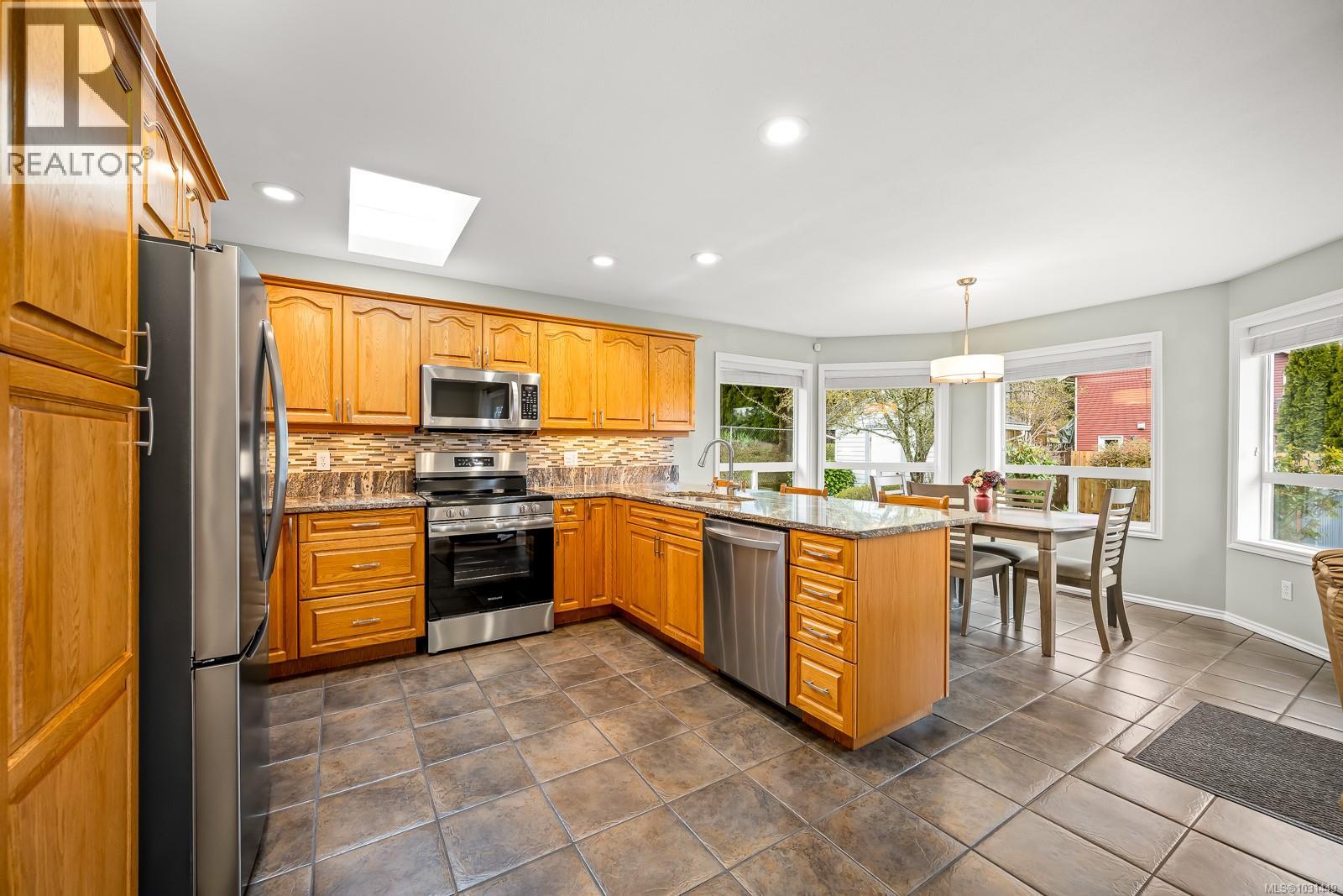 1741 Swan Cres, Courtenay