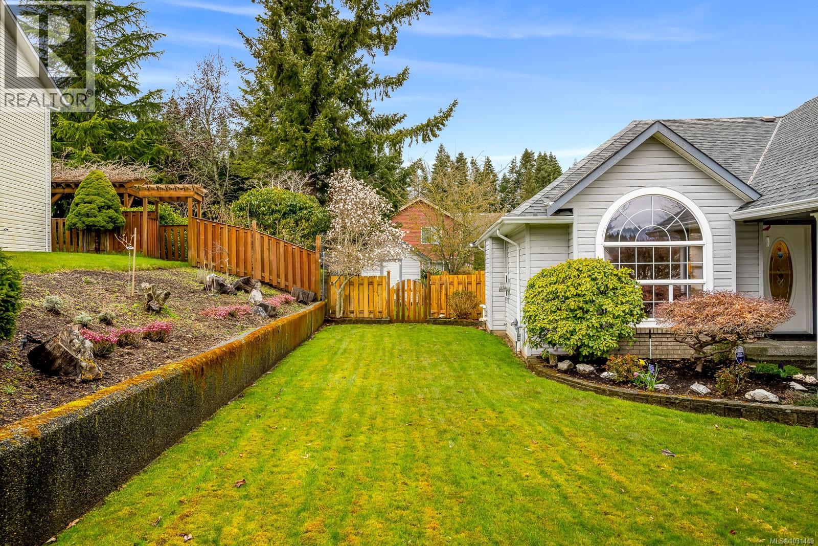1741 Swan Cres, Courtenay