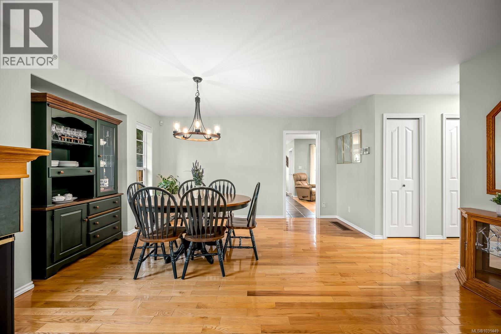 1741 Swan Cres, Courtenay