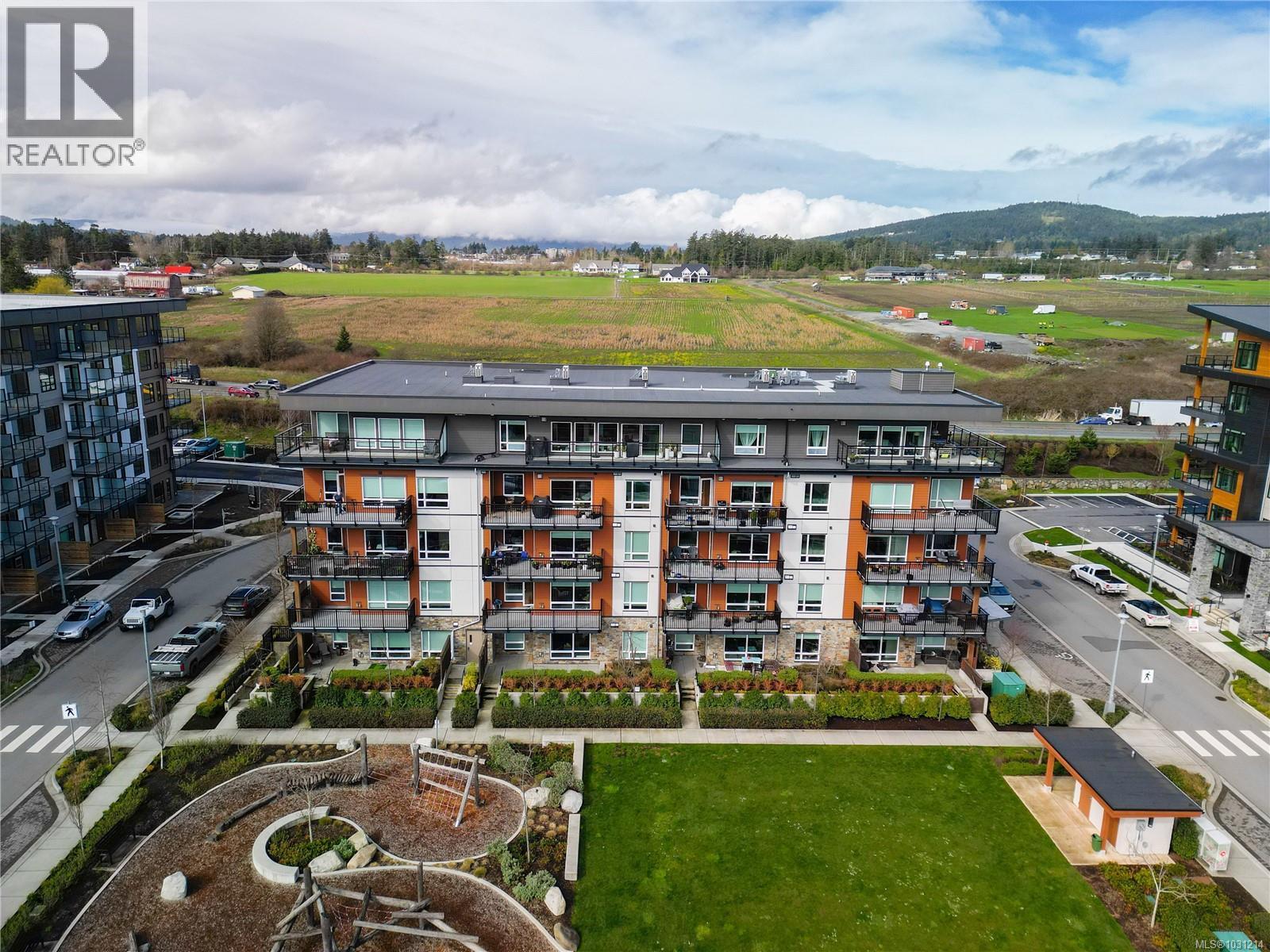 #402 2500 Hackett Cres - 22