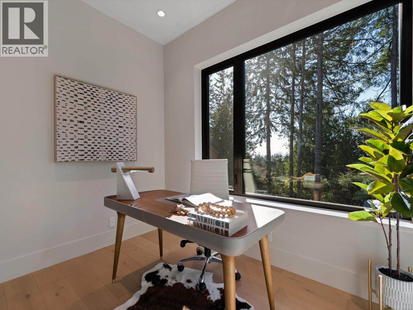 5657 WESTPORT ROAD, West Vancouver
