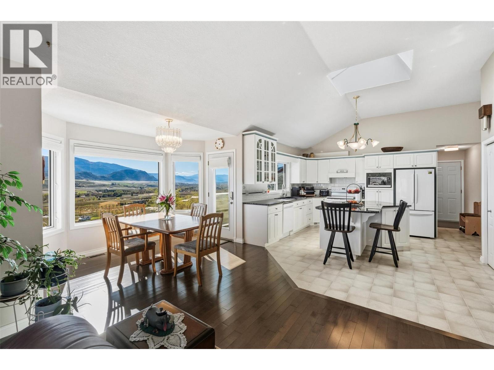 600 PONDEROSA Road, Oliver