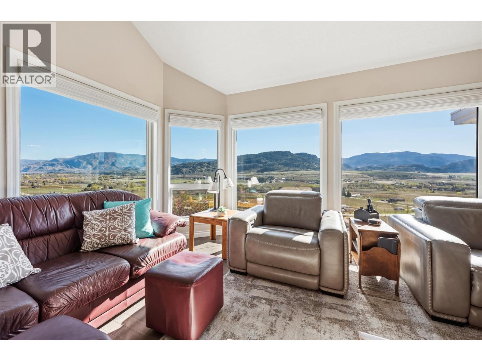 600 PONDEROSA Road, Oliver