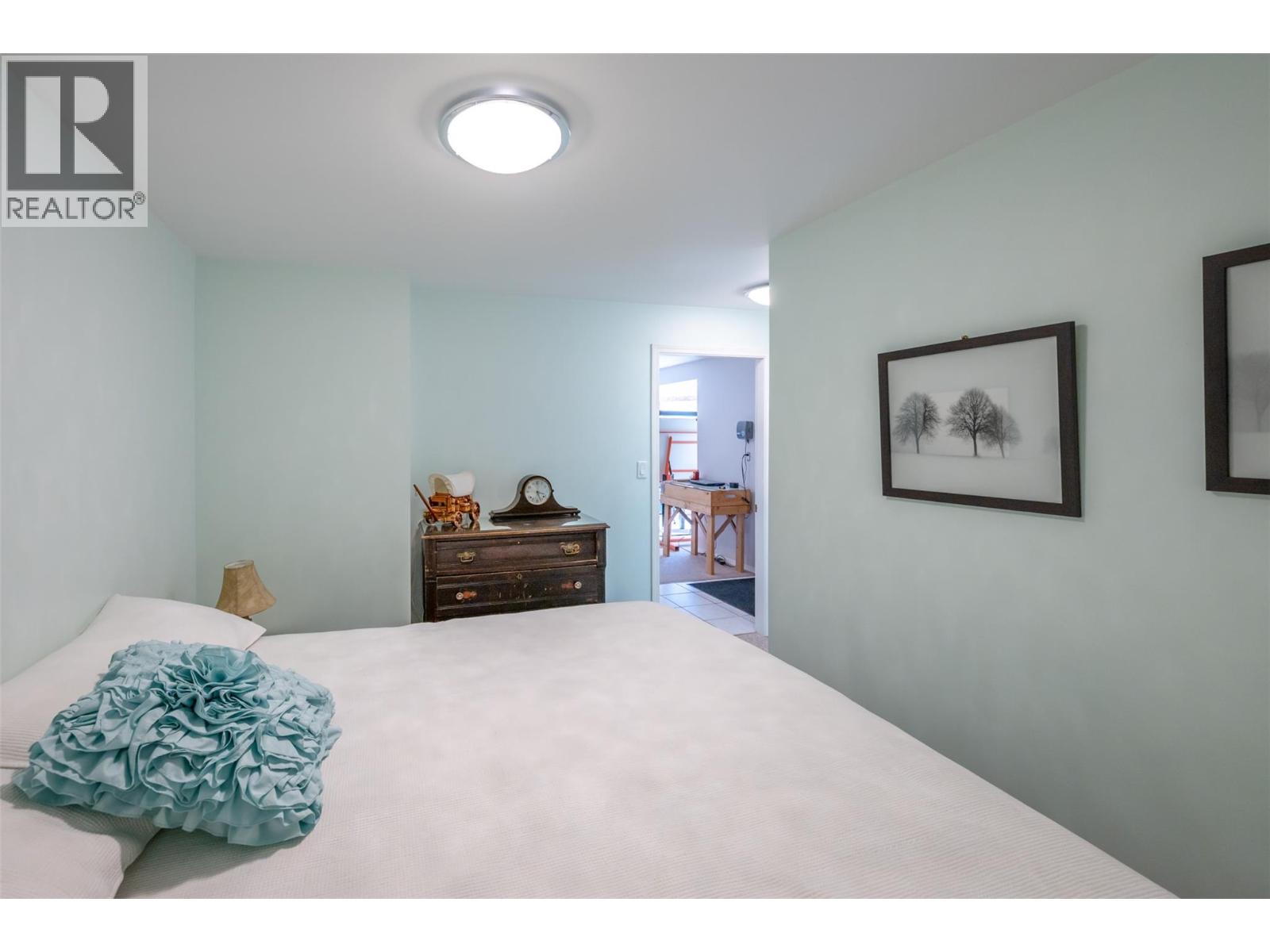 600 PONDEROSA Road, Oliver