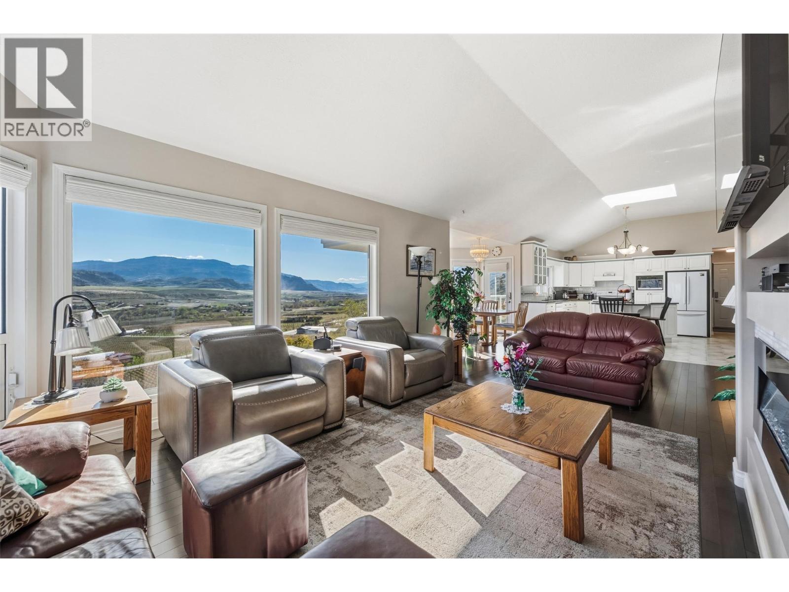 600 PONDEROSA Road, Oliver