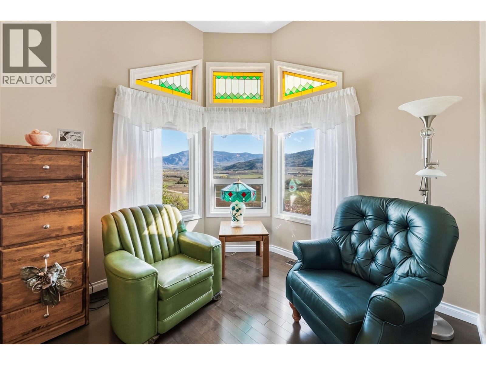 600 PONDEROSA Road, Oliver