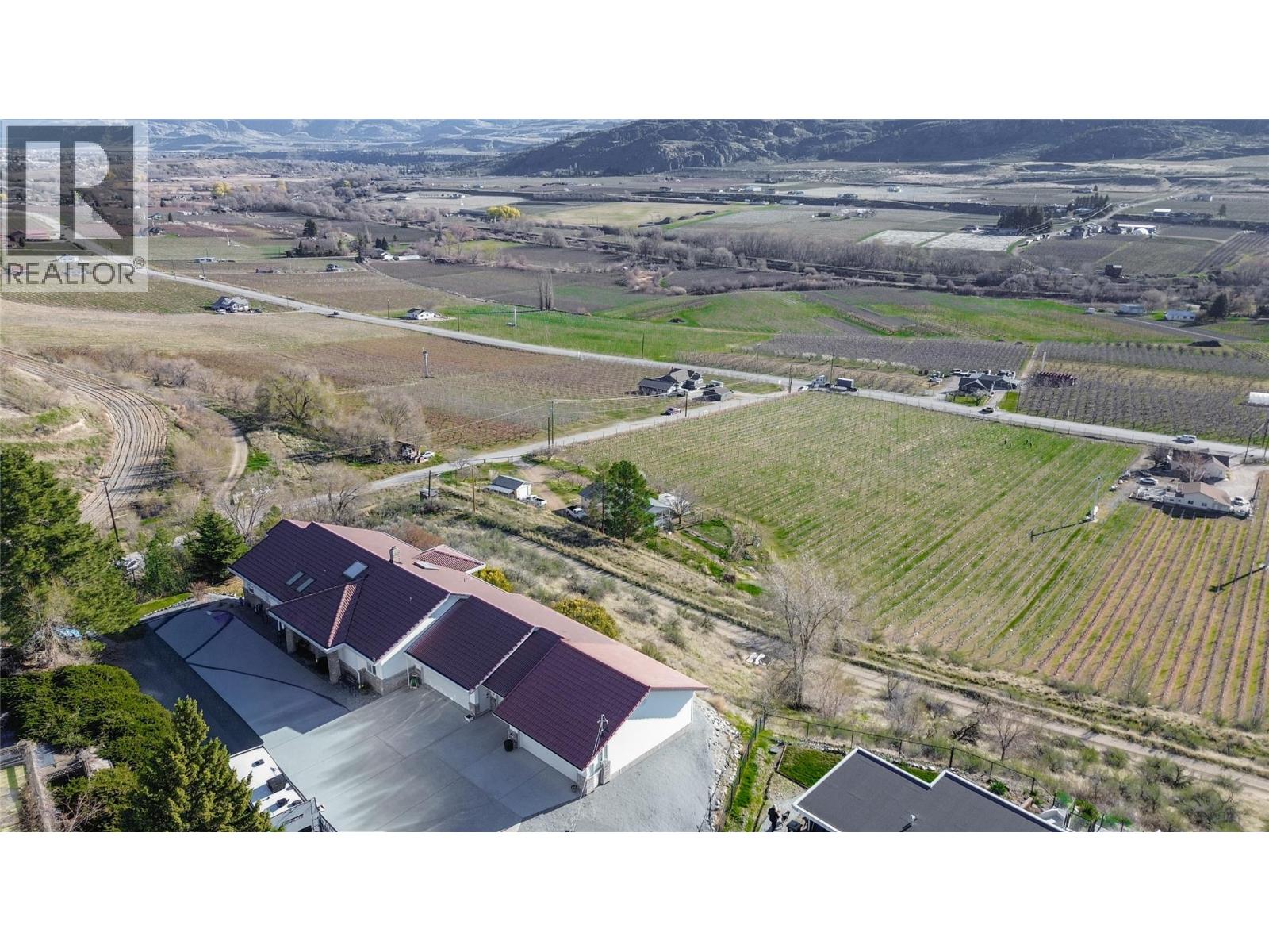 600 PONDEROSA Road, Oliver