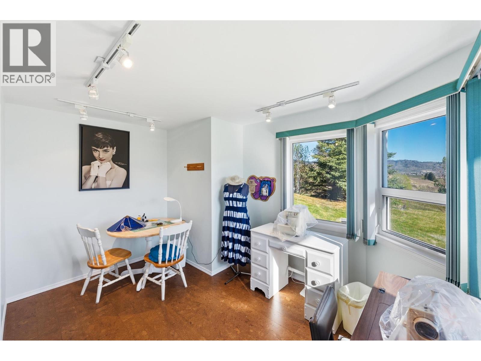 600 PONDEROSA Road, Oliver