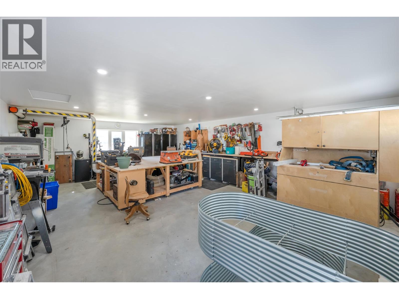 600 PONDEROSA Road, Oliver