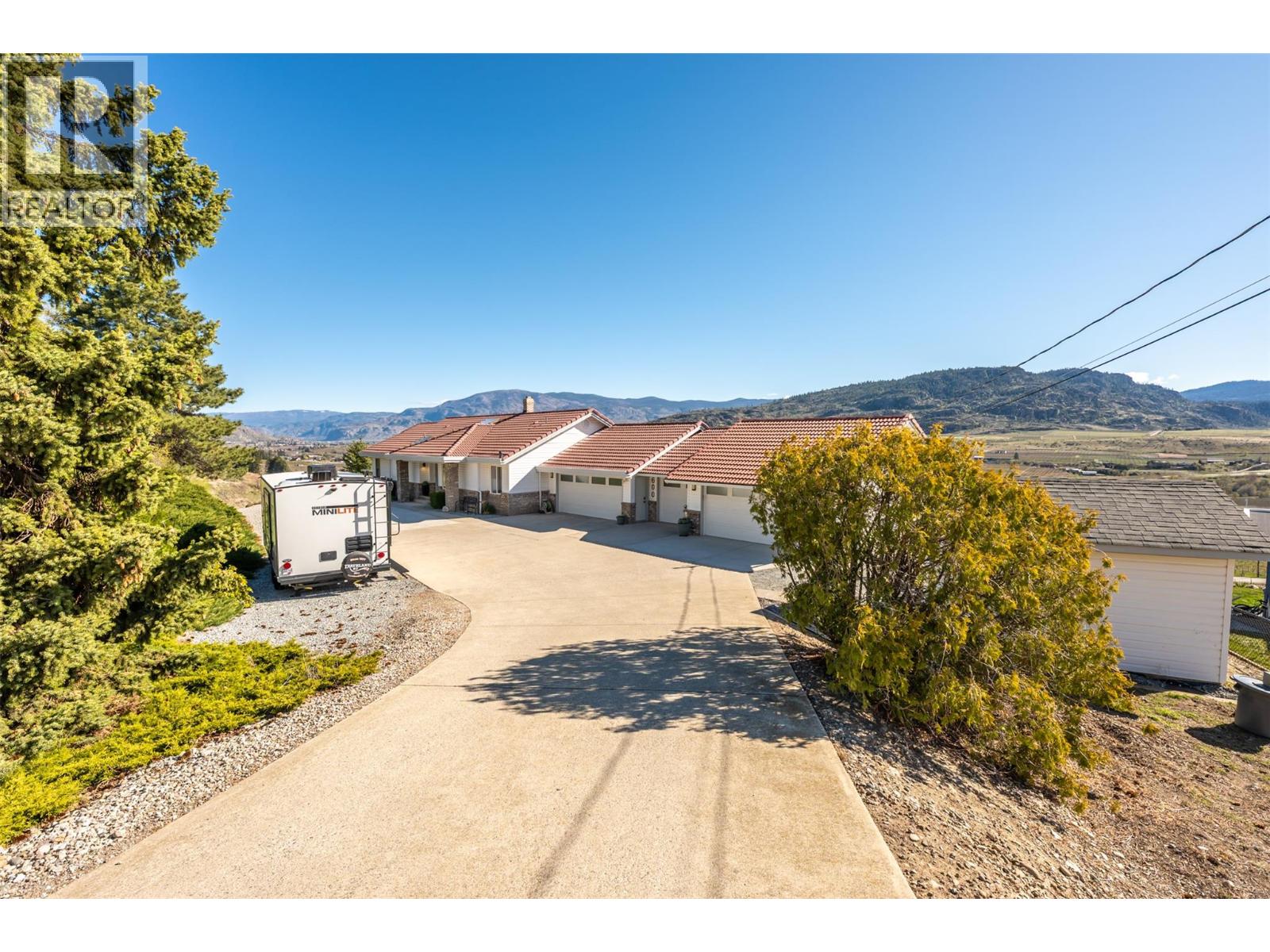 600 PONDEROSA Road, Oliver