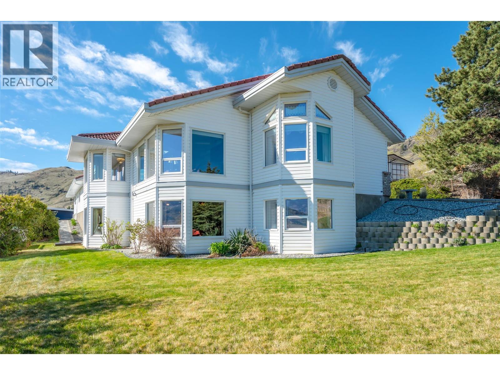 600 PONDEROSA Road, Oliver