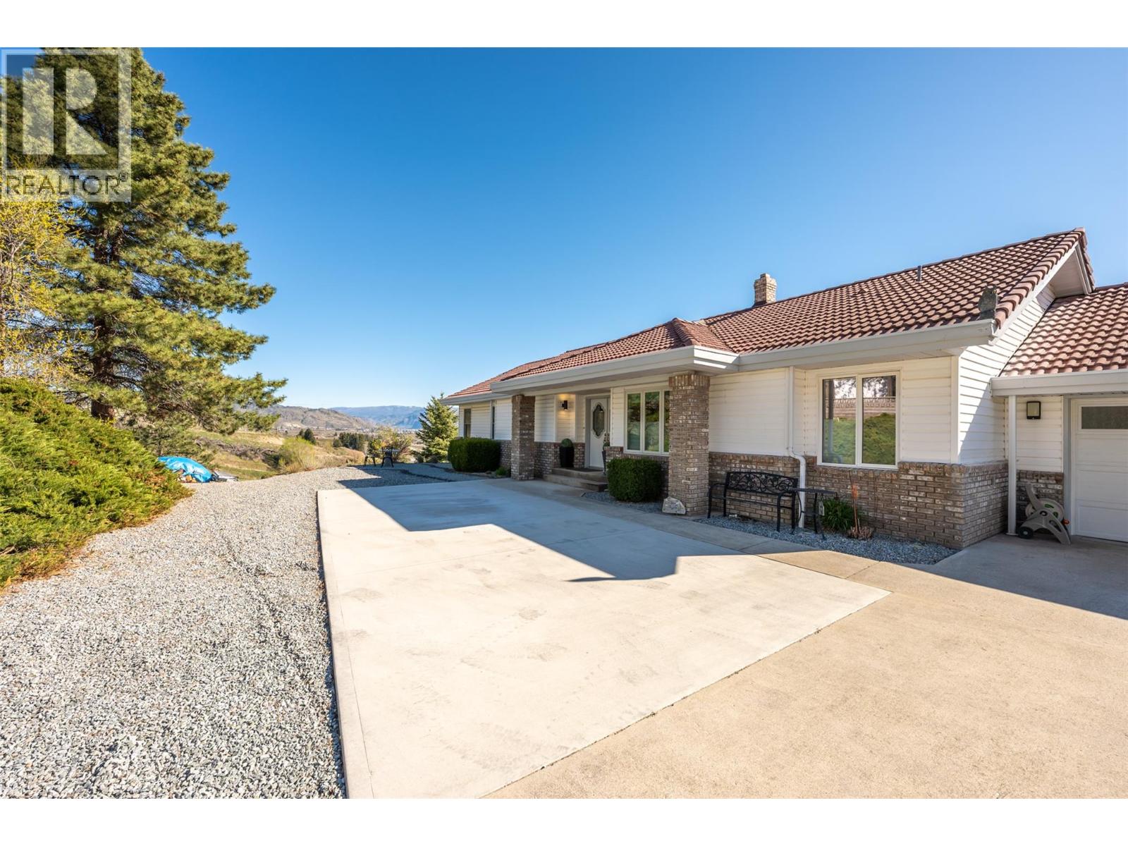 600 PONDEROSA Road, Oliver