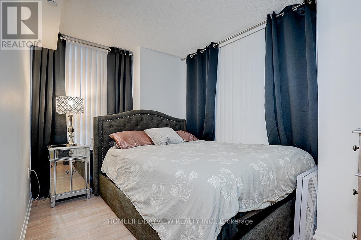 #2204 830 LAWRENCE AVENUE W - 10