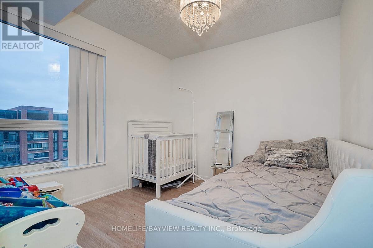 #2204 830 LAWRENCE AVENUE W - 15