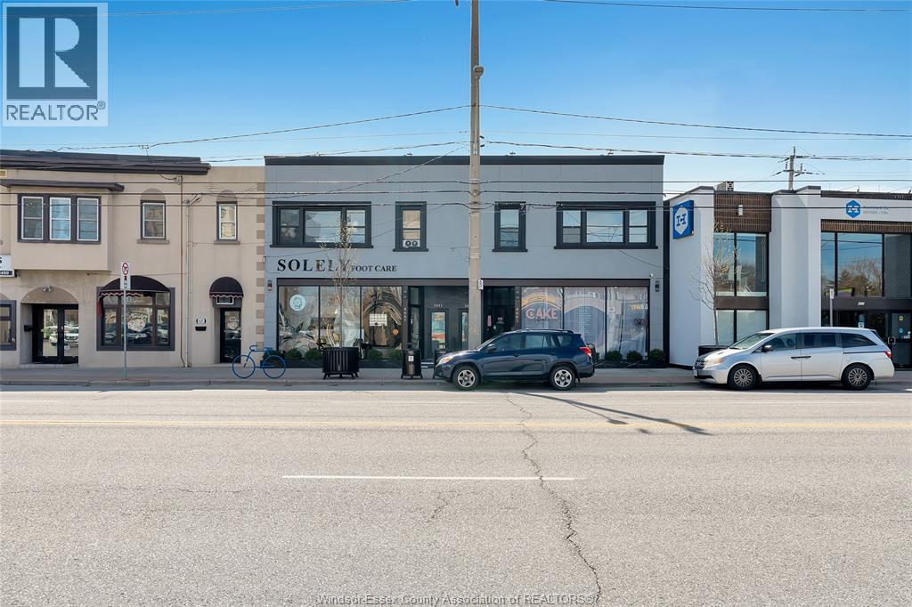 4667 WYANDOTTE STREET East - 1