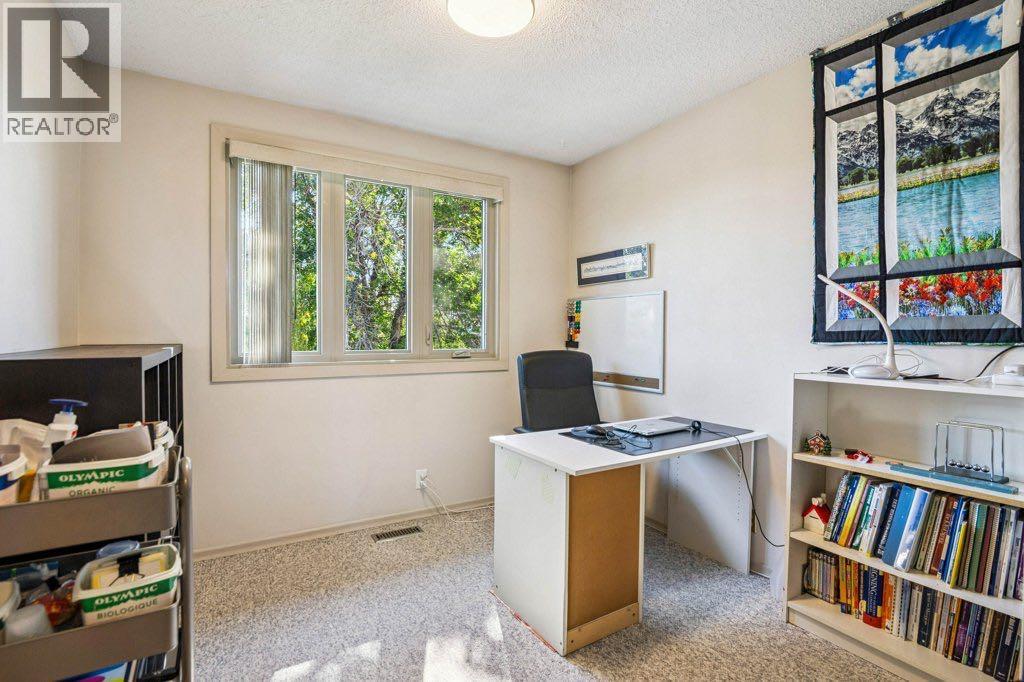 Single Family House 5 Level for Sale in  Mckinnon Crescent NE Mayland Heights Calgary 