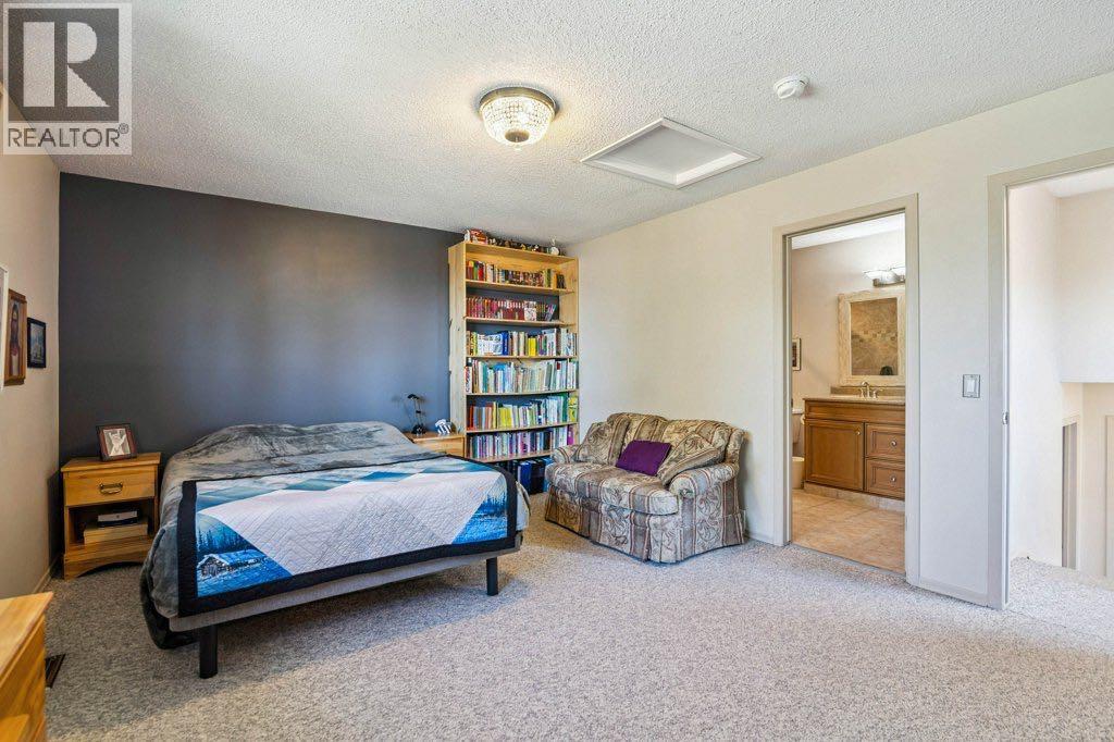 Single Family House 5 Level for Sale in  Mckinnon Crescent NE Mayland Heights Calgary 