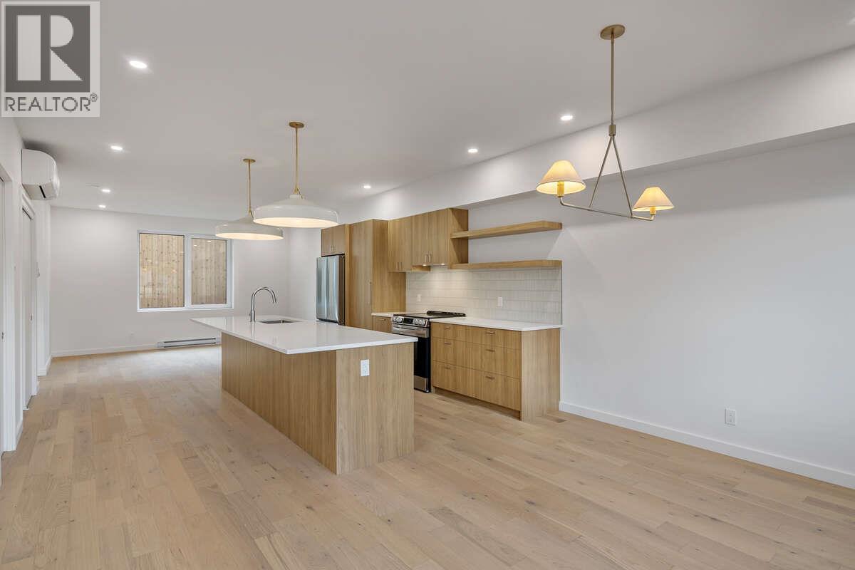 1032 Williams Gate Lane, Revelstoke