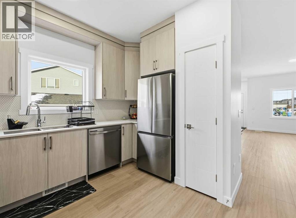 
          21 Cornerbrook Lane Northeast
            <br/>
            <span>Calgary</span>
            , 
            <span>AB</span>
             <span>T3N2H1</span>
         - Photo 14