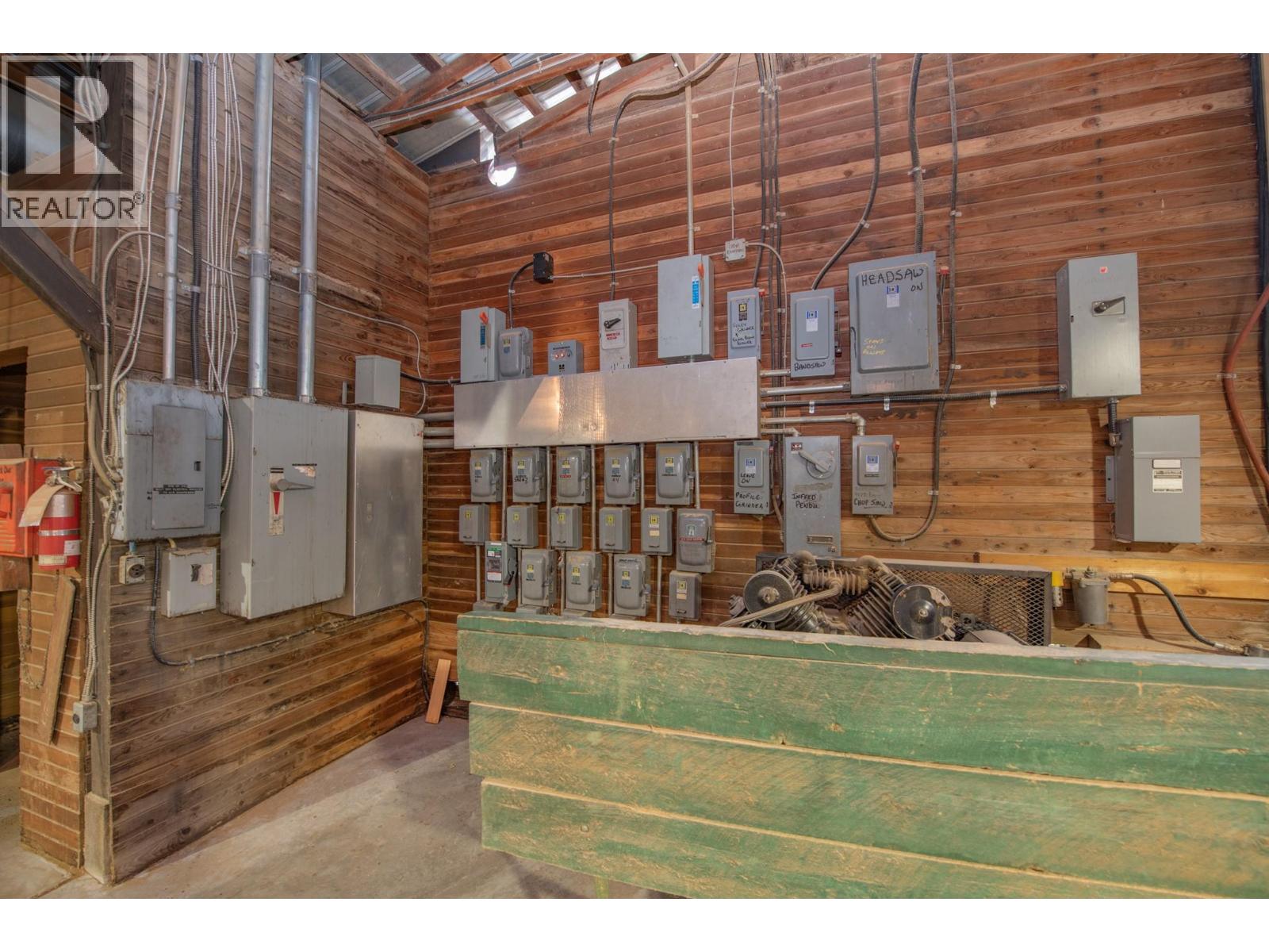 17 Bear Valley Road, Lumby