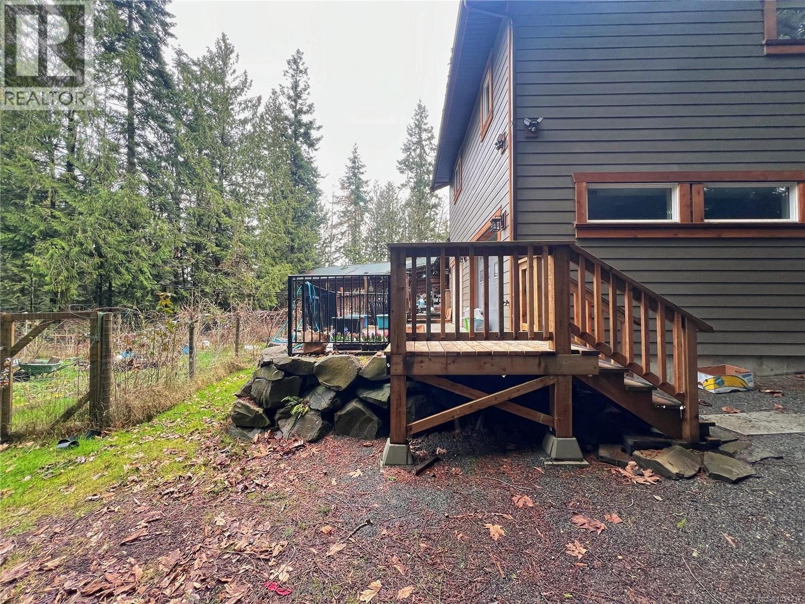 10760 Guilbride Dr - 23