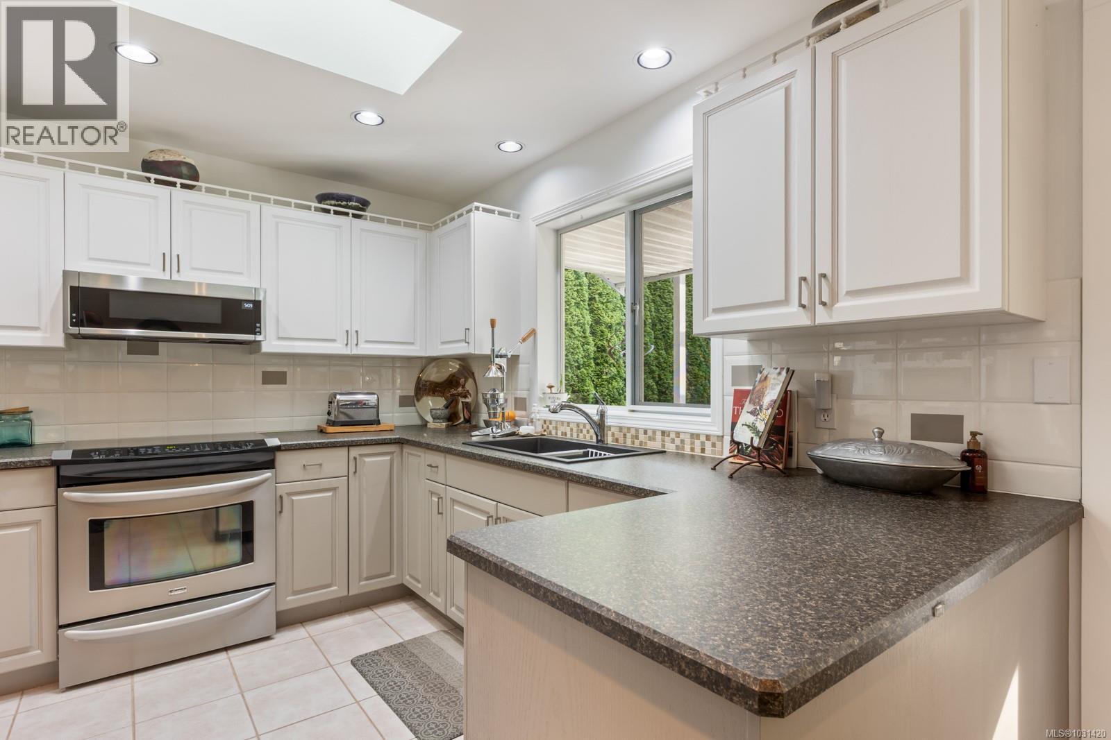 1451 SEAVIEW RD - 45