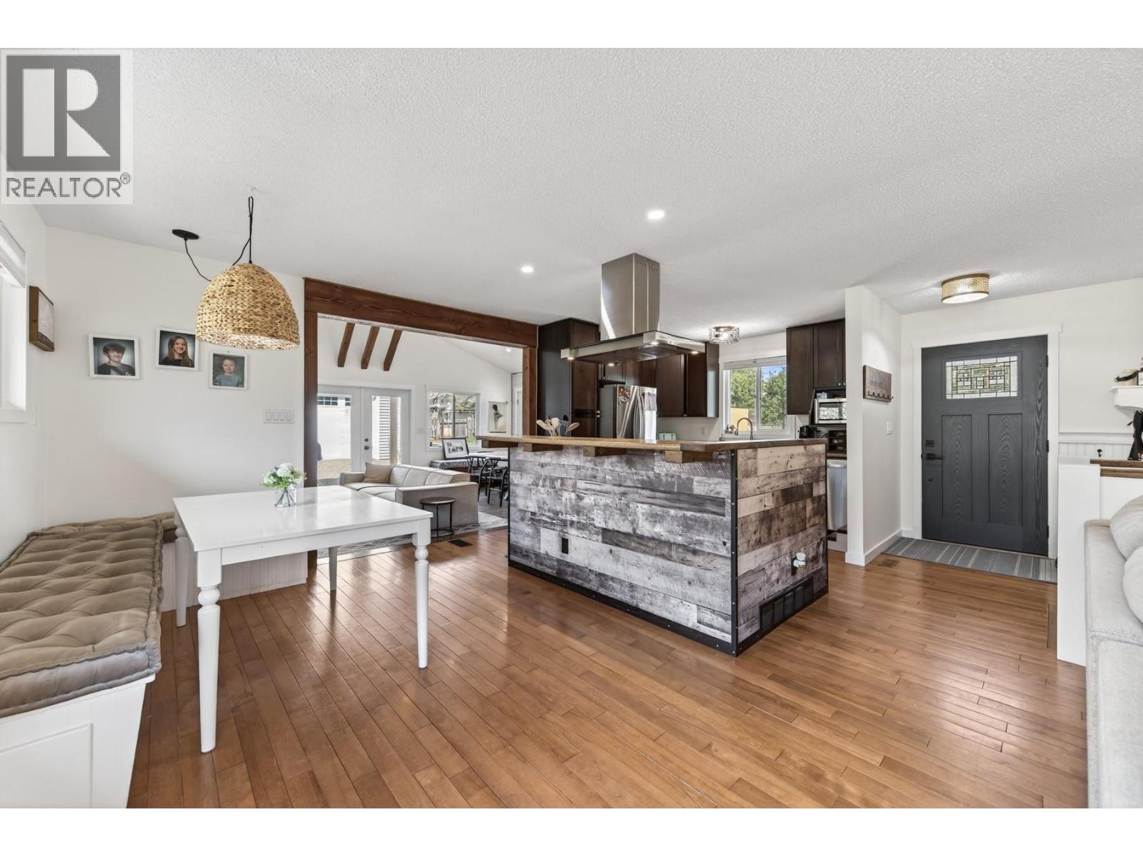 5914 TODD Road, Kamloops
