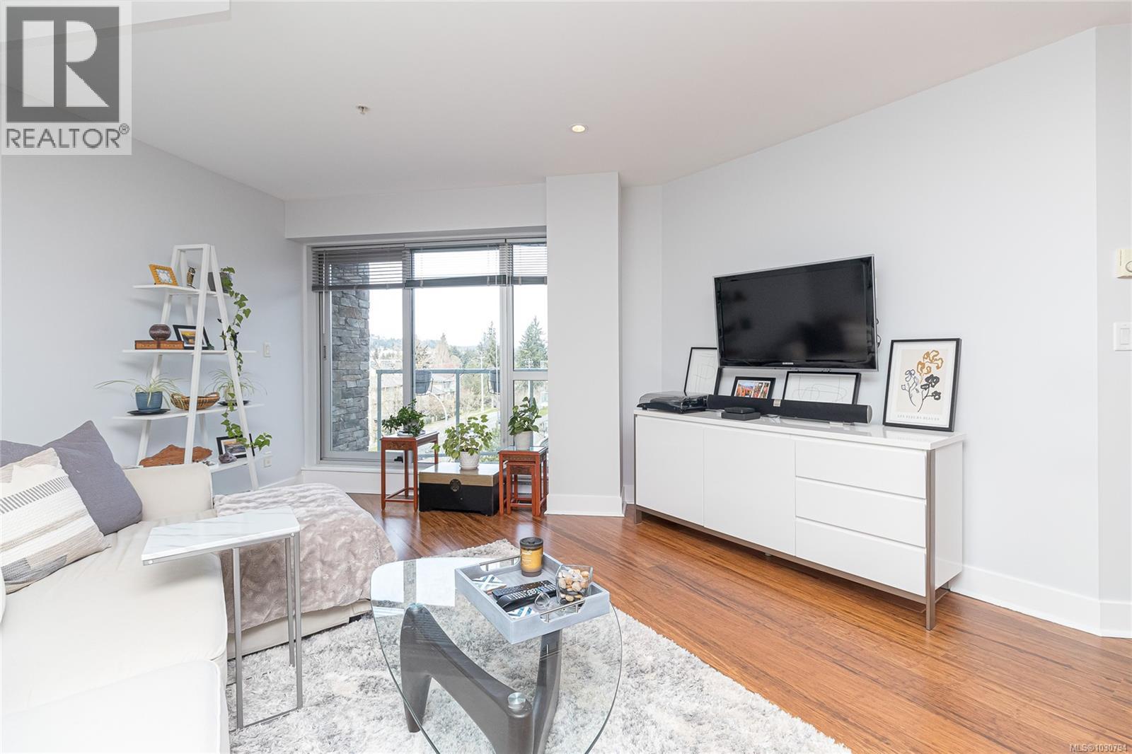 522 2745 Veterans Memorial Pkwy, Langford