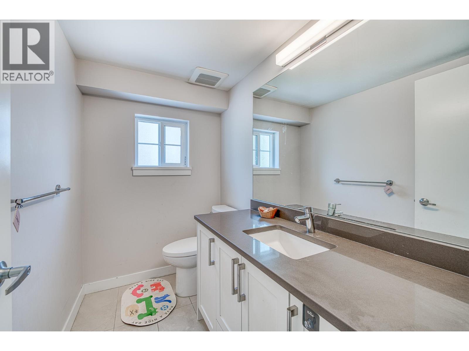 21 7180 LECHOW STREET, Richmond