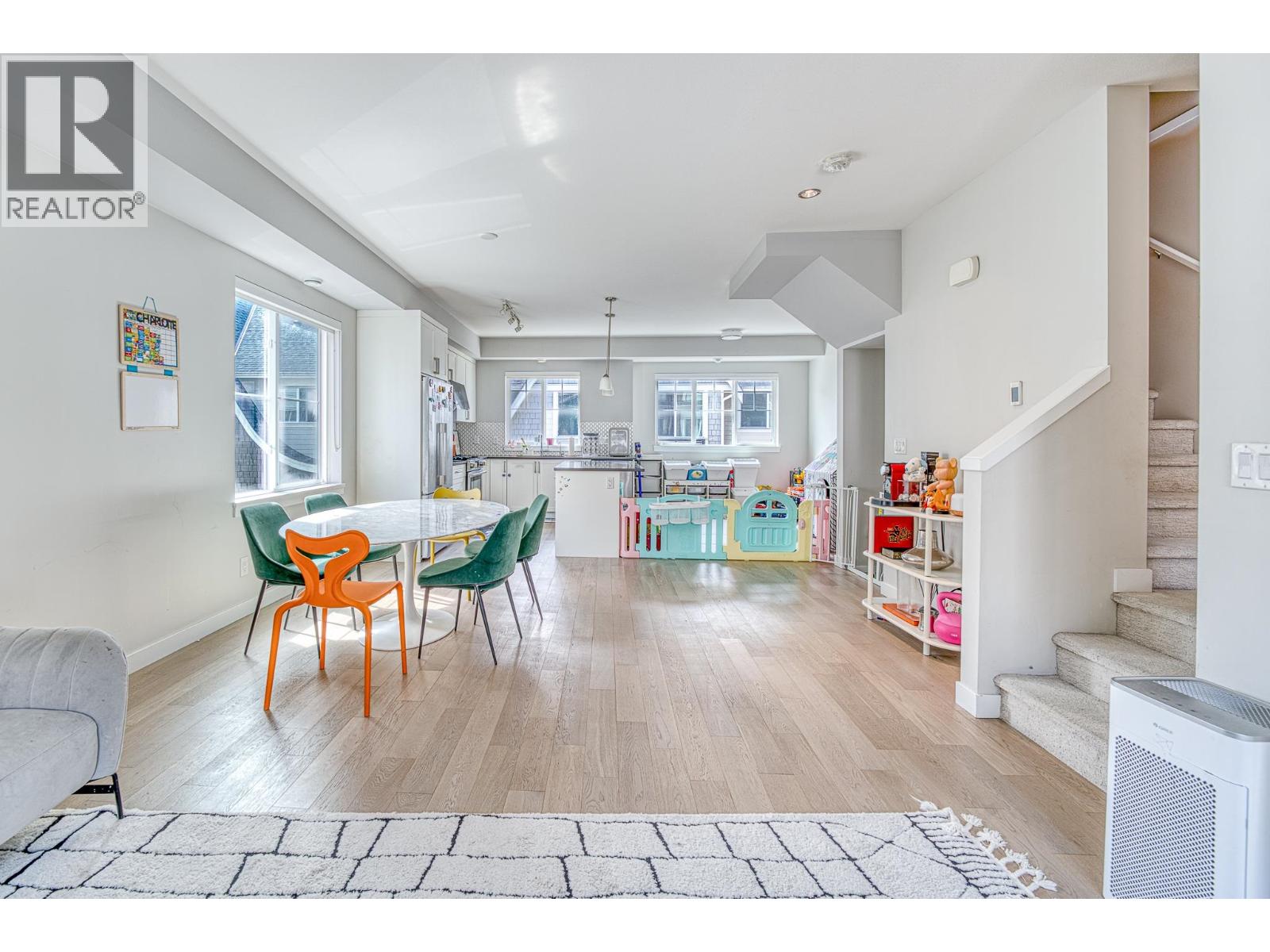 21 7180 LECHOW STREET, Richmond