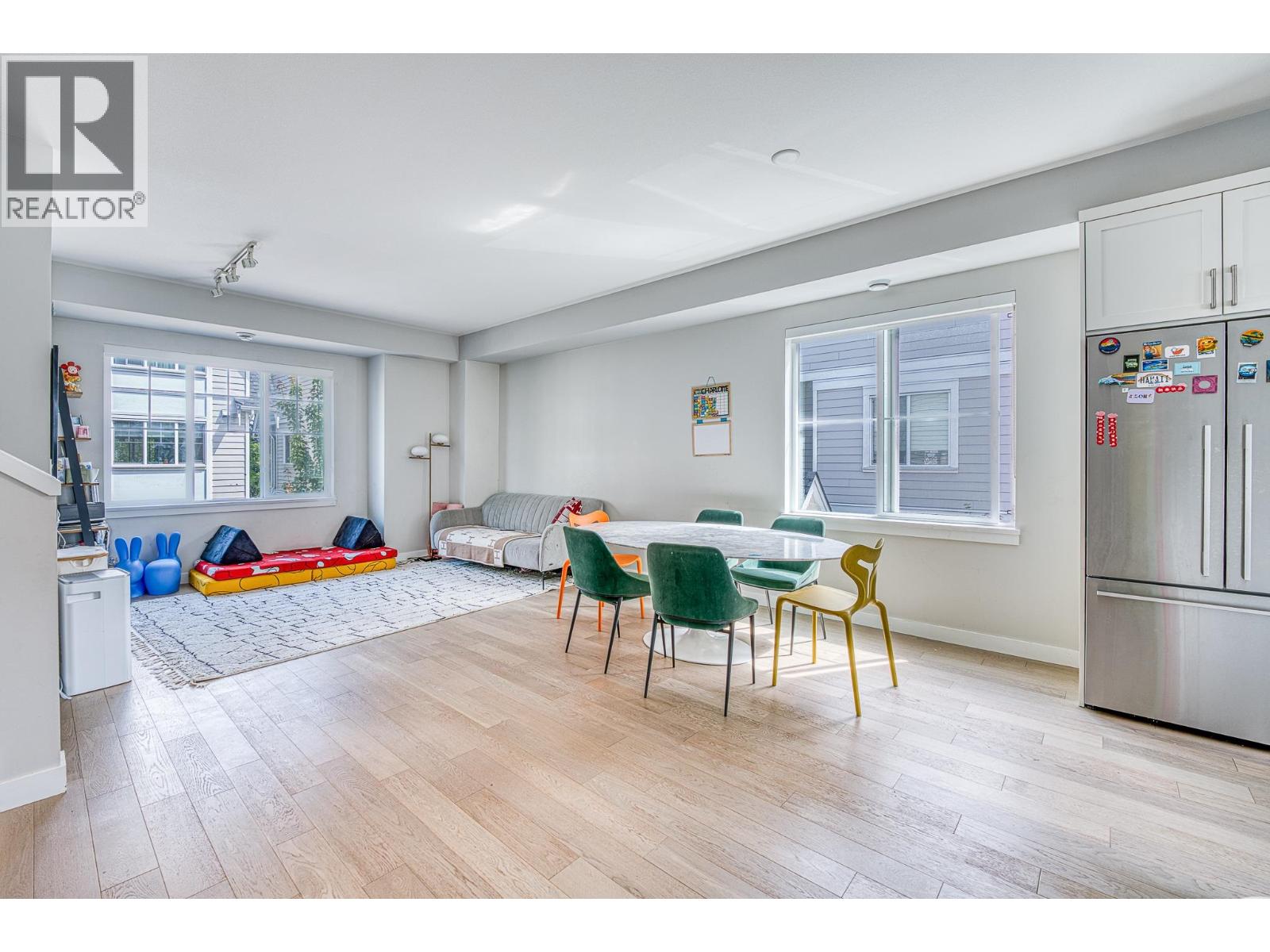 21 7180 LECHOW STREET, Richmond