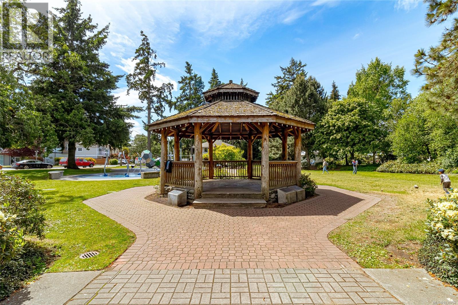 522 2745 Veterans Memorial Pkwy, Langford
