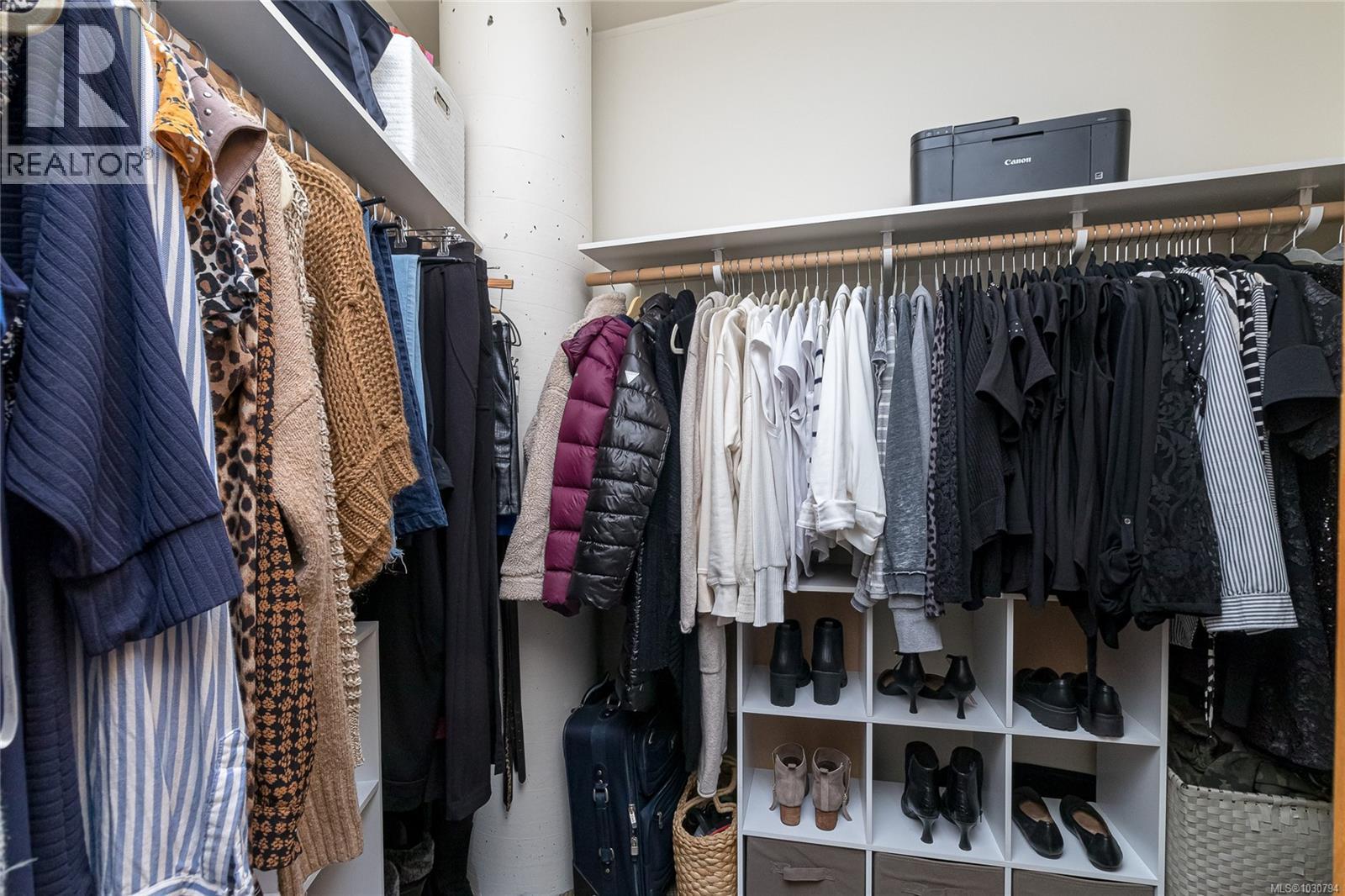 522 2745 Veterans Memorial Pkwy, Langford