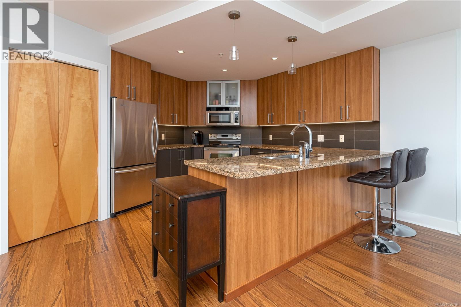 522 2745 Veterans Memorial Pkwy, Langford