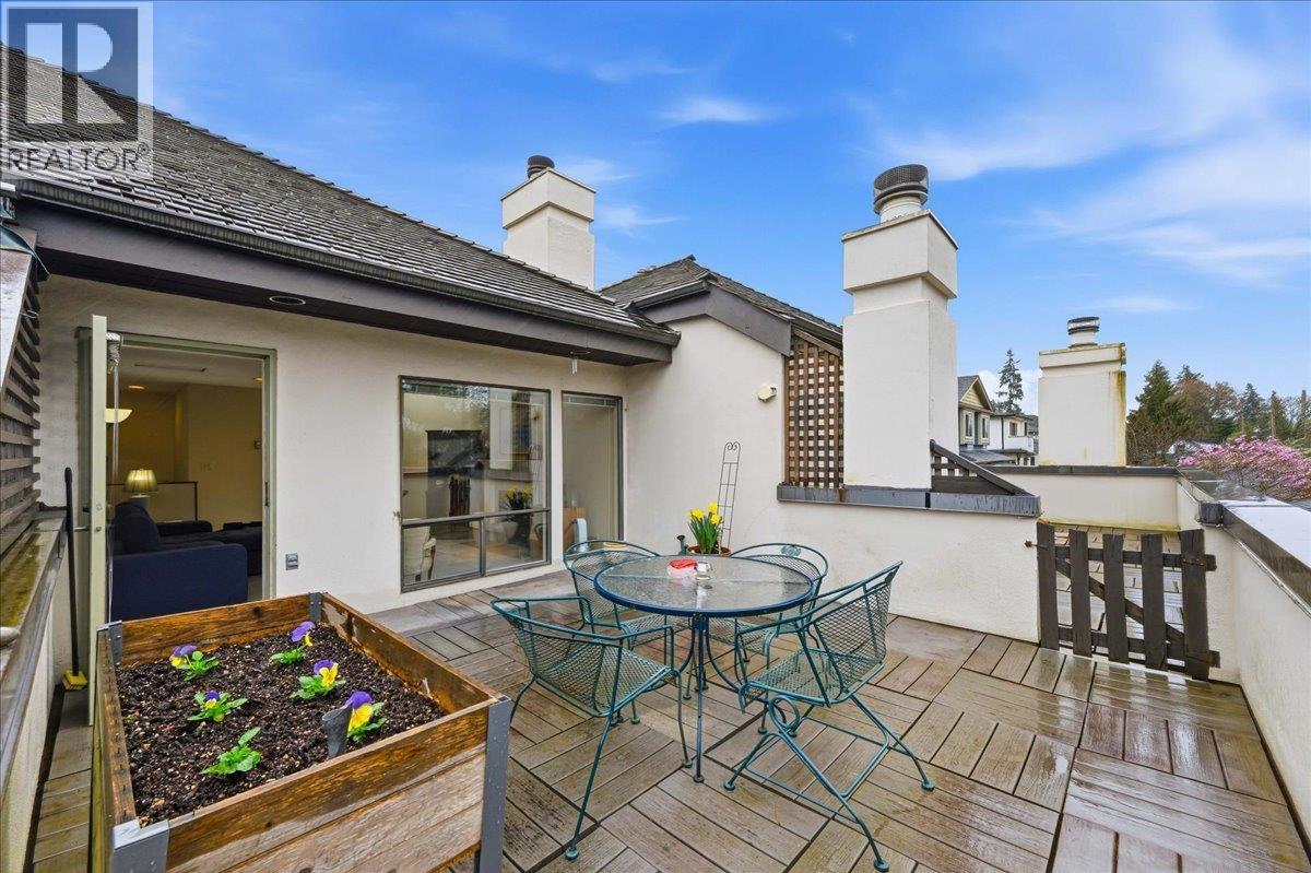 6 5730 CARNARVON STREET