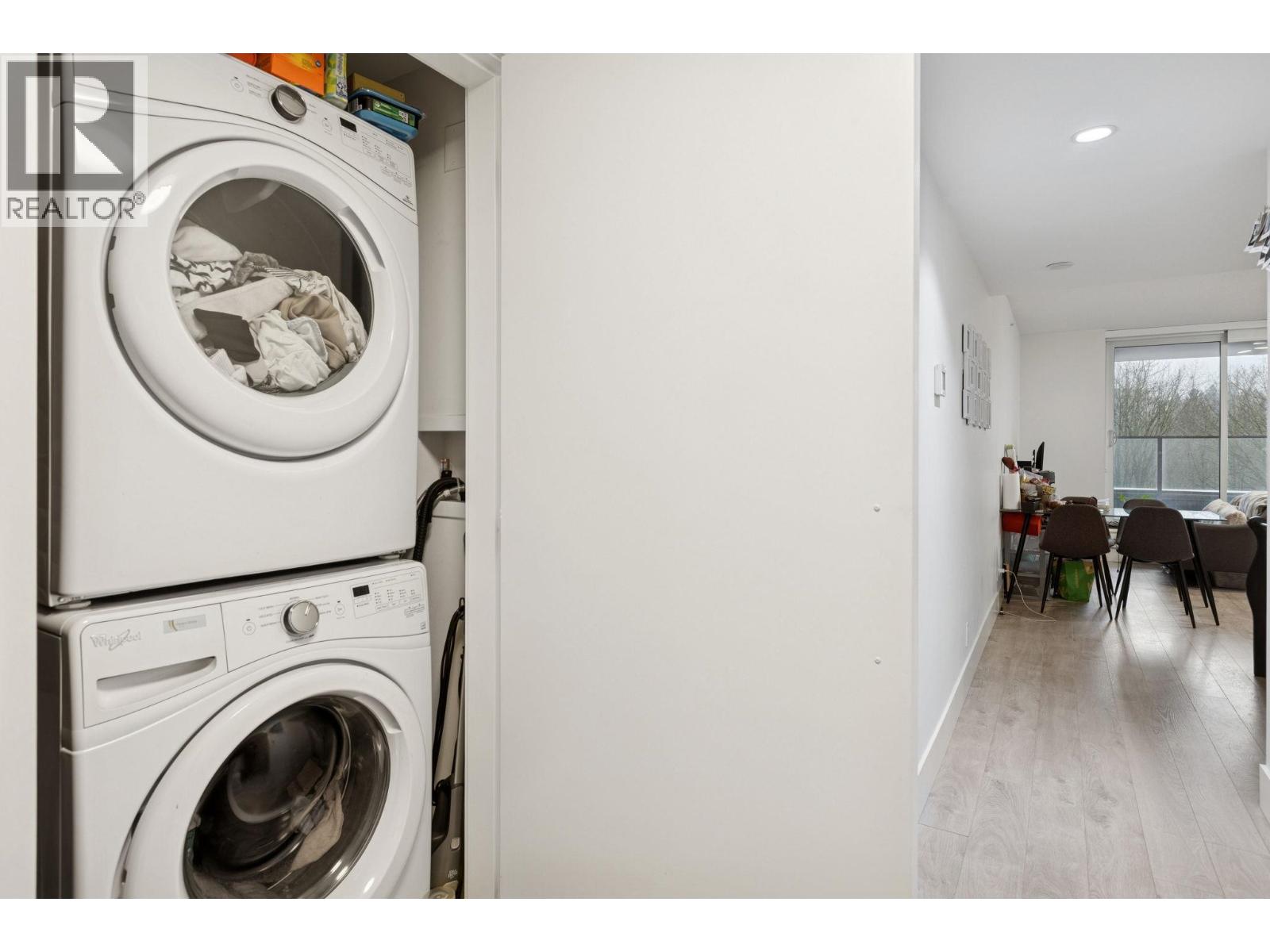 707 680 SEYLYNN CRESCENT, North Vancouver