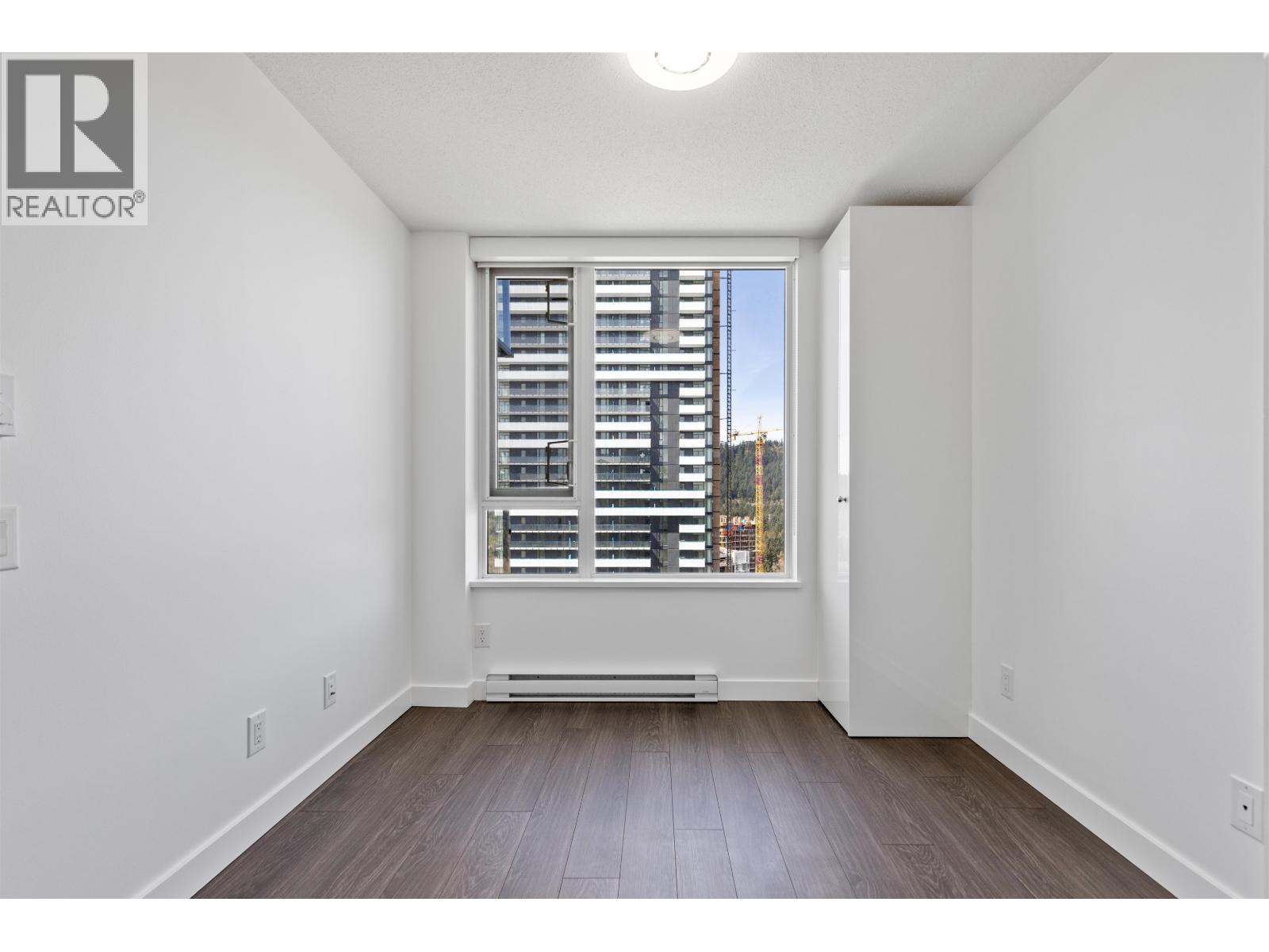 2501 602 COMO LAKE AVENUE, Coquitlam