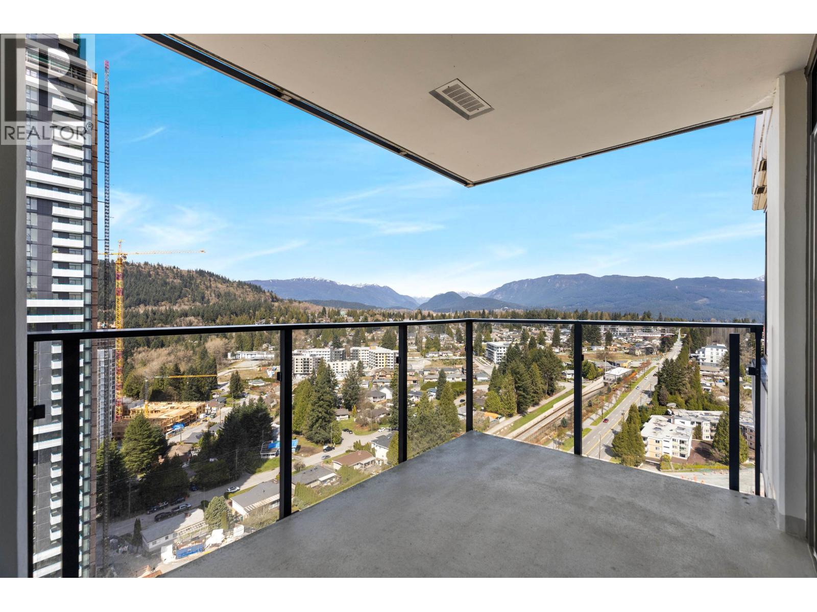 2501 602 COMO LAKE AVENUE, Coquitlam