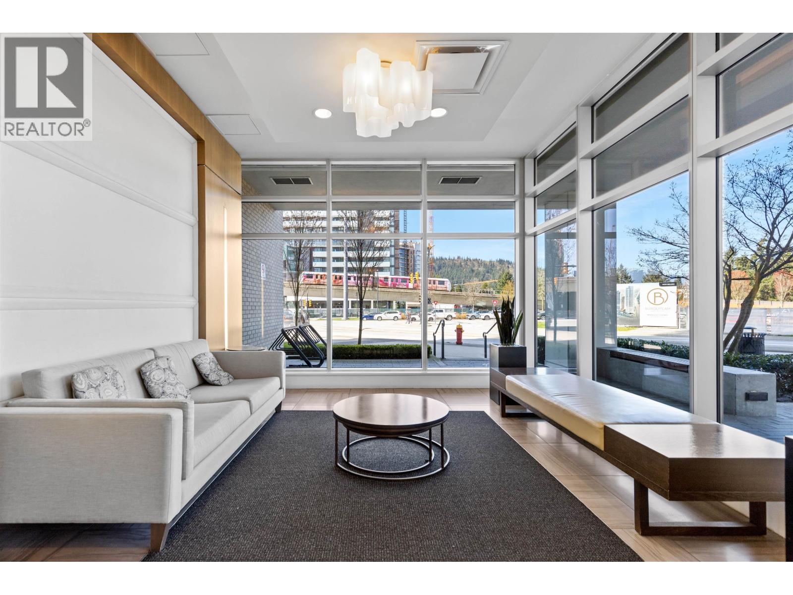 2501 602 COMO LAKE AVENUE, Coquitlam