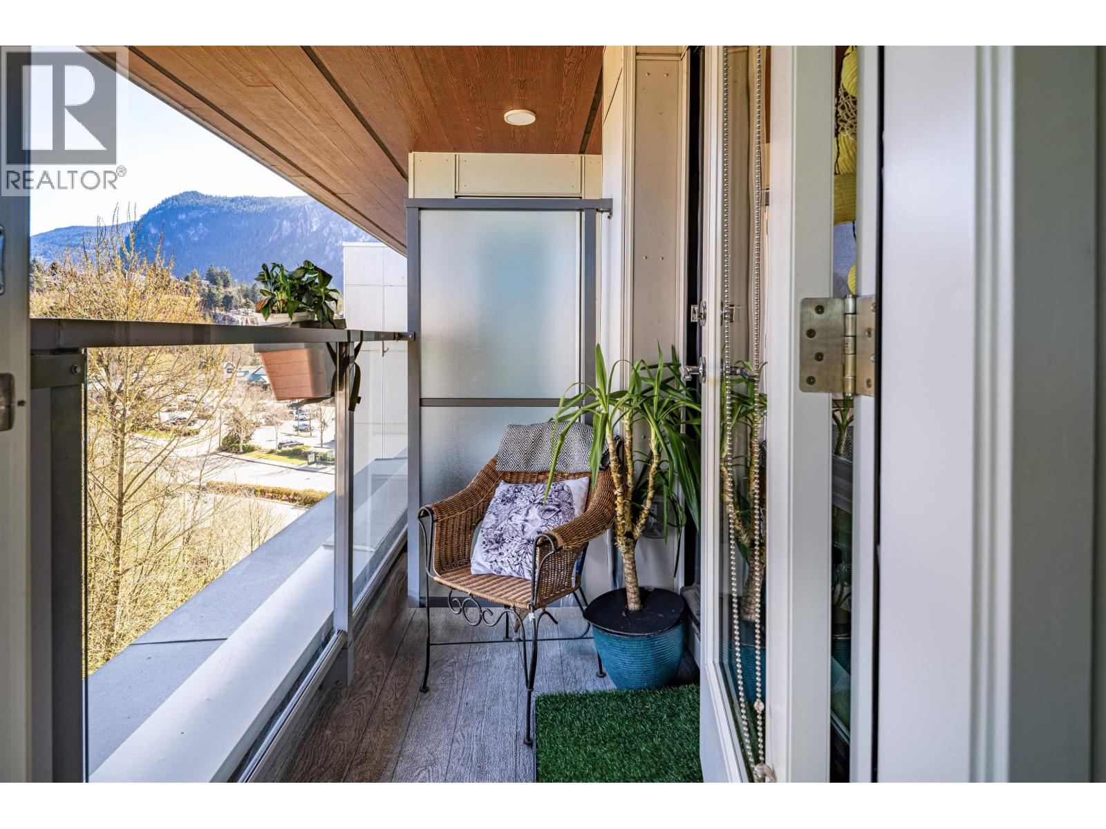 710 38362 BUCKLEY AVENUE, Squamish