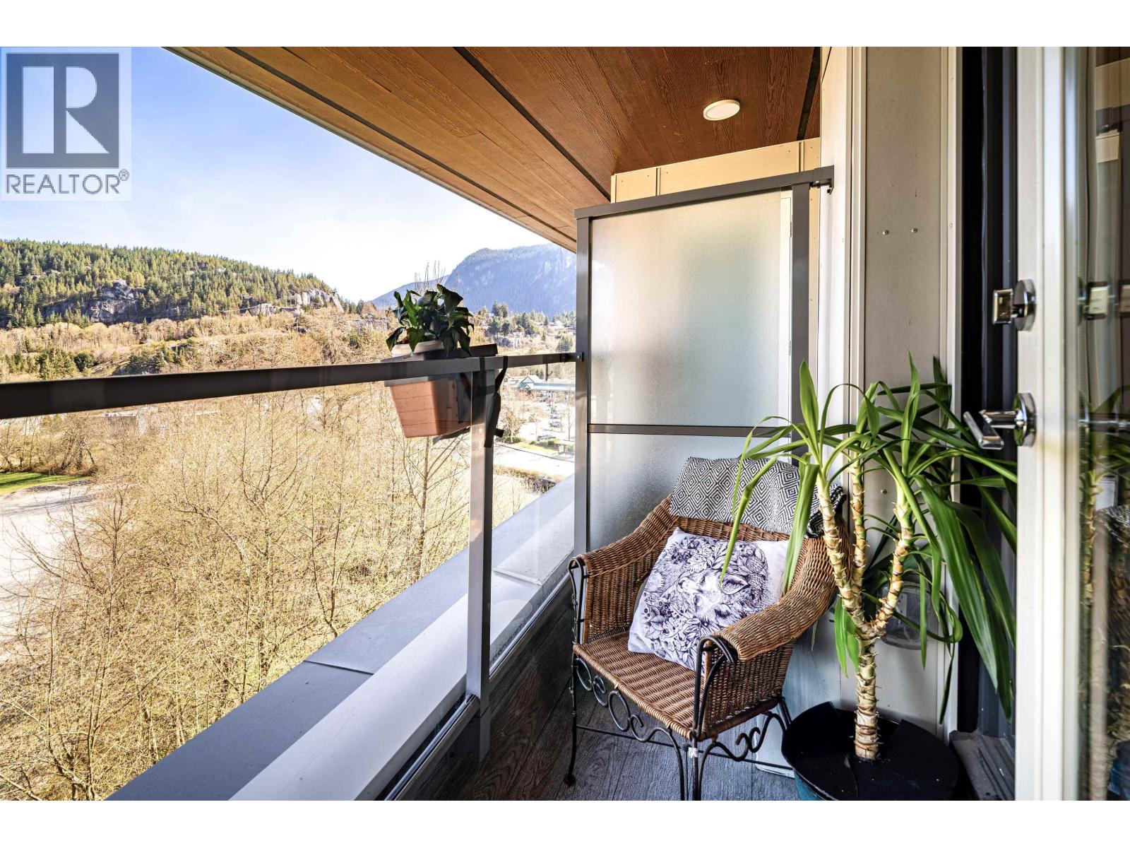 710 38362 BUCKLEY AVENUE, Squamish