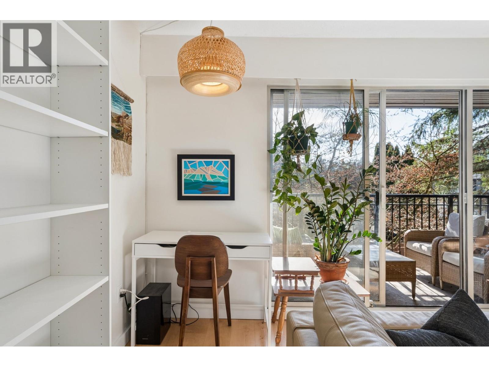 211 1385 DRAYCOTT ROAD, North Vancouver