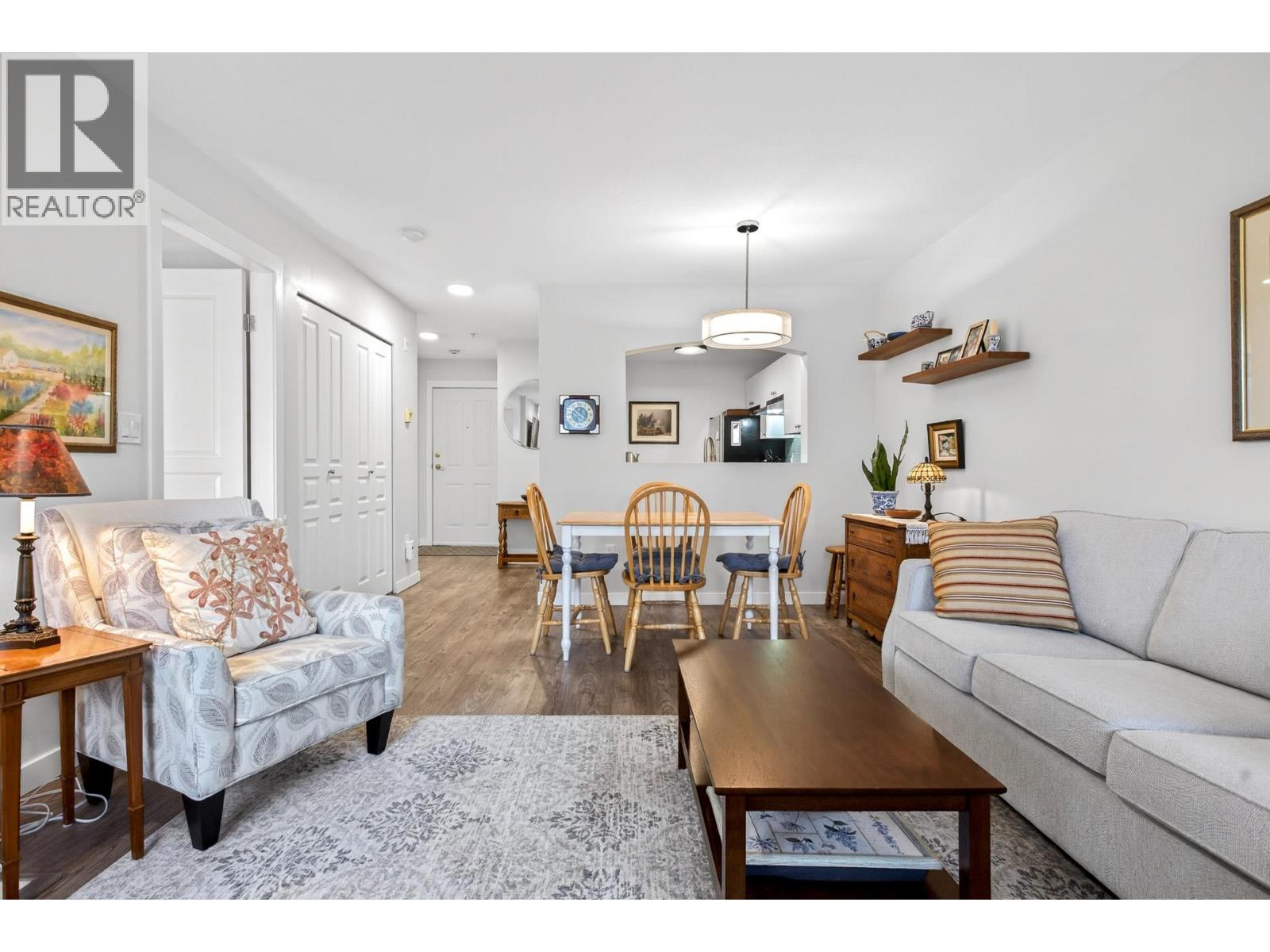 205 2439 WILSON AVENUE — photo 11