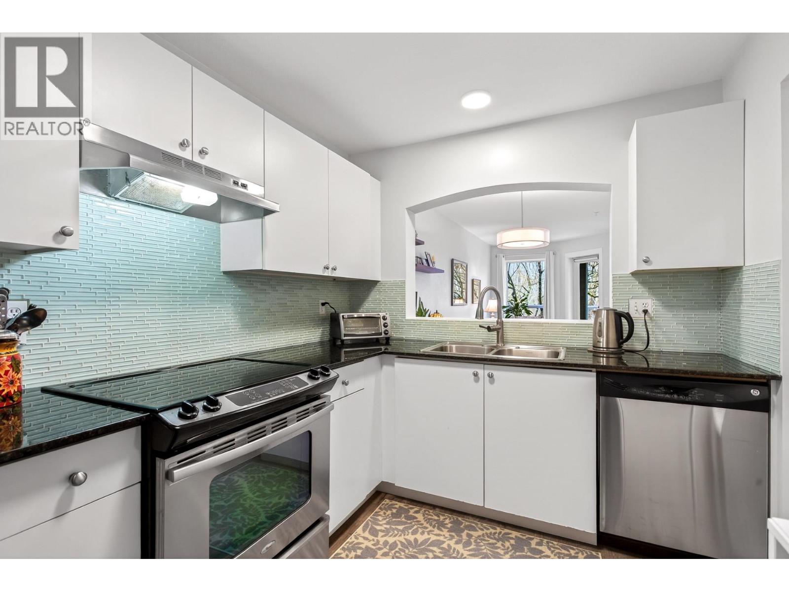 205 2439 WILSON AVENUE — photo 16