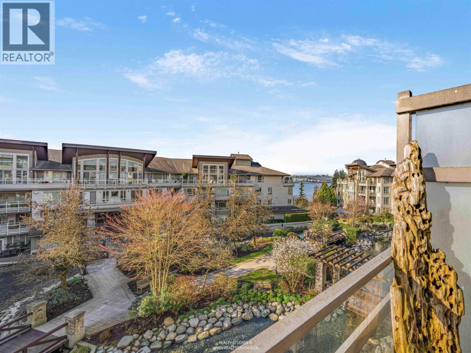 417 580 RAVEN WOODS DRIVE, North Vancouver