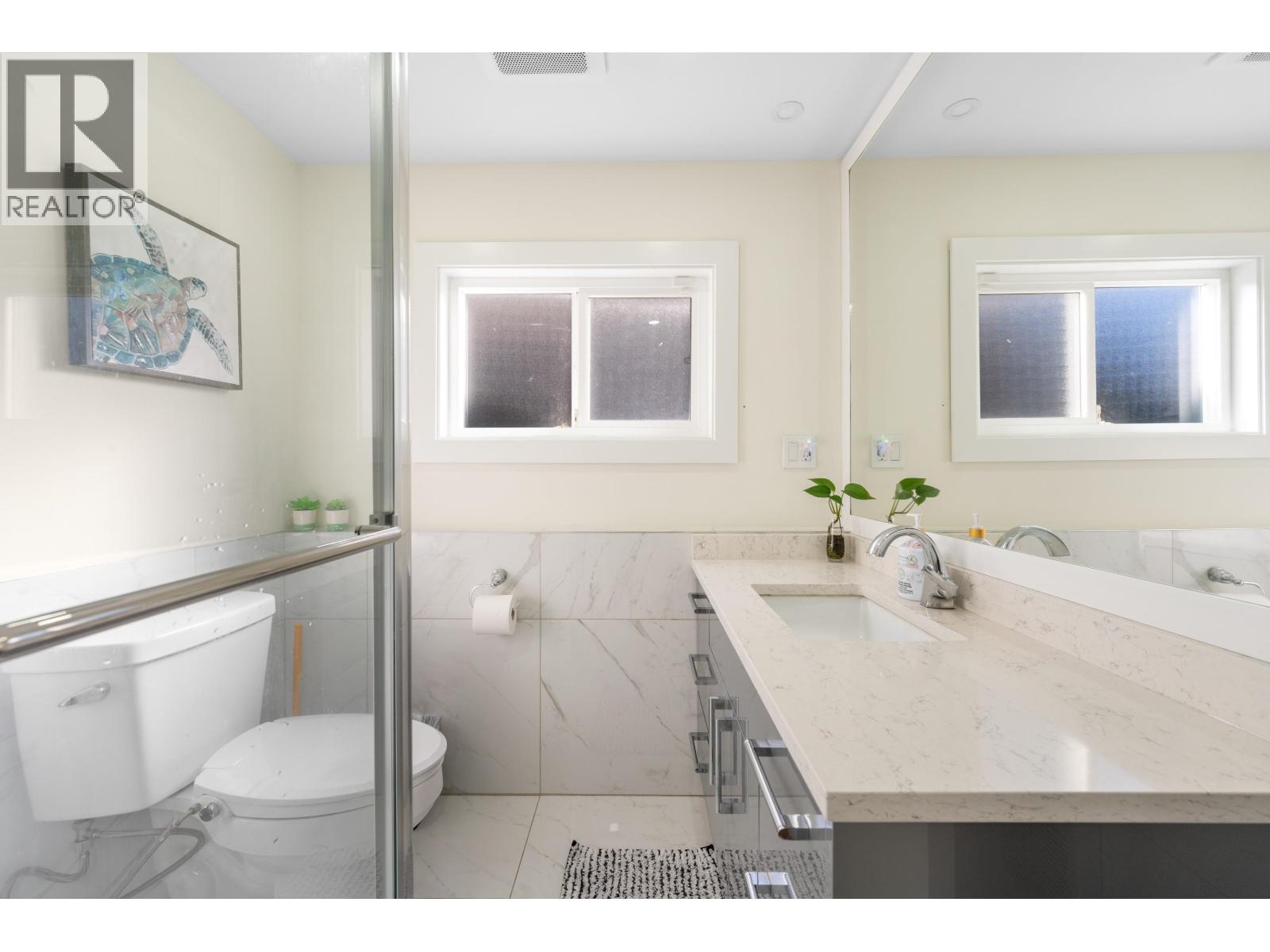 8649 11TH AVENUE, Burnaby