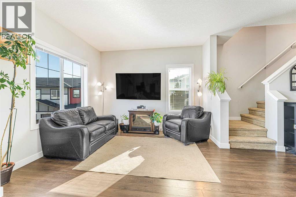 108 Jumping Pound Common, Cochrane