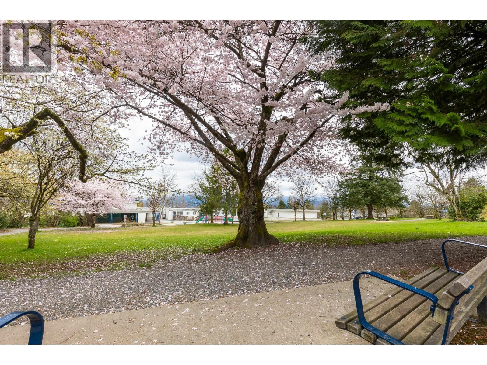 304 4345 GRANGE STREET, Burnaby